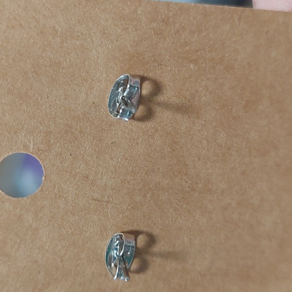 Effy Radiant Blue Gemstone Earrings.Silver Toned . - Picture 2 of 4